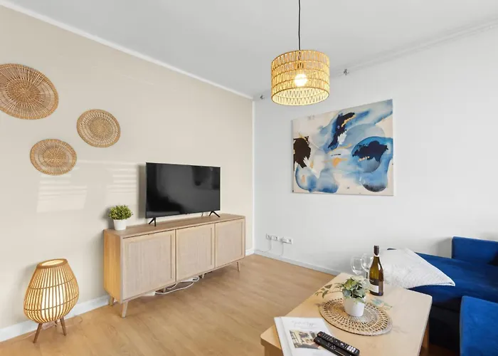 Stylisches 2-zimmer Ambient In Alsternaehe Mit Kingsize-bett & Schlafsofa *