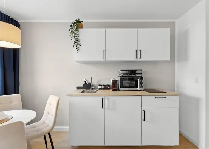 Apartament Stylisches 2-zimmer Ambient In Alsternaehe Mit Kingsize-bett & Schlafsofa