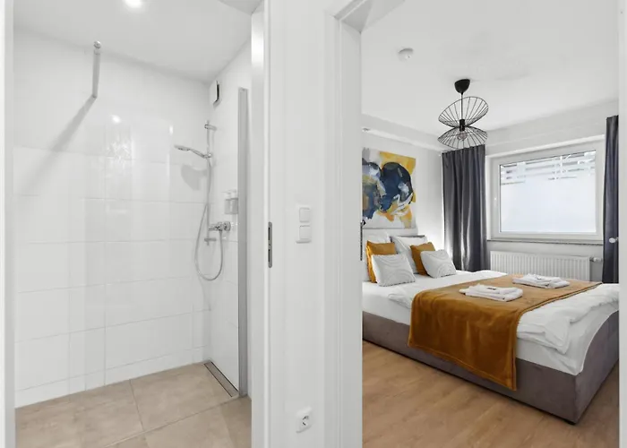 Apartament Stylisches 2-zimmer Ambient In Alsternaehe Mit Kingsize-bett & Schlafsofa *